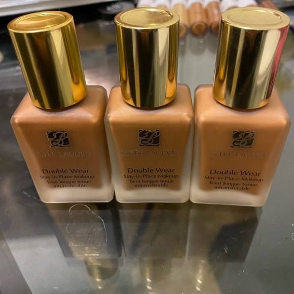 Estee Lauder Double Wear Foundation BRAND NEW! - Picture 2 of 4